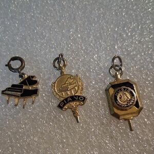 Vintage Music-Themed Gold and Black Charms